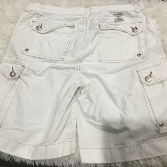 Nautica Clipper Relax Fit Shorts - Picture 2 of 2